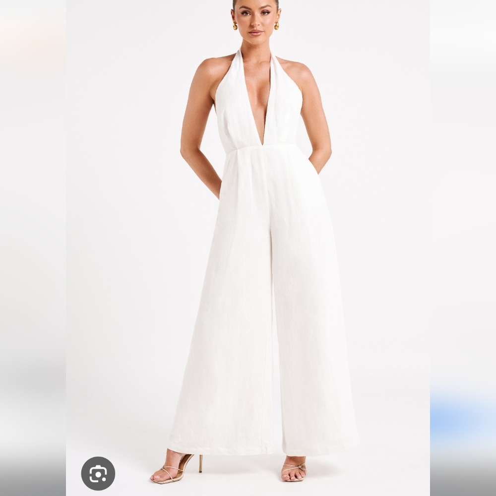 Meshki Linen Halter Jumpsuit NWT - Picture 3 of 12